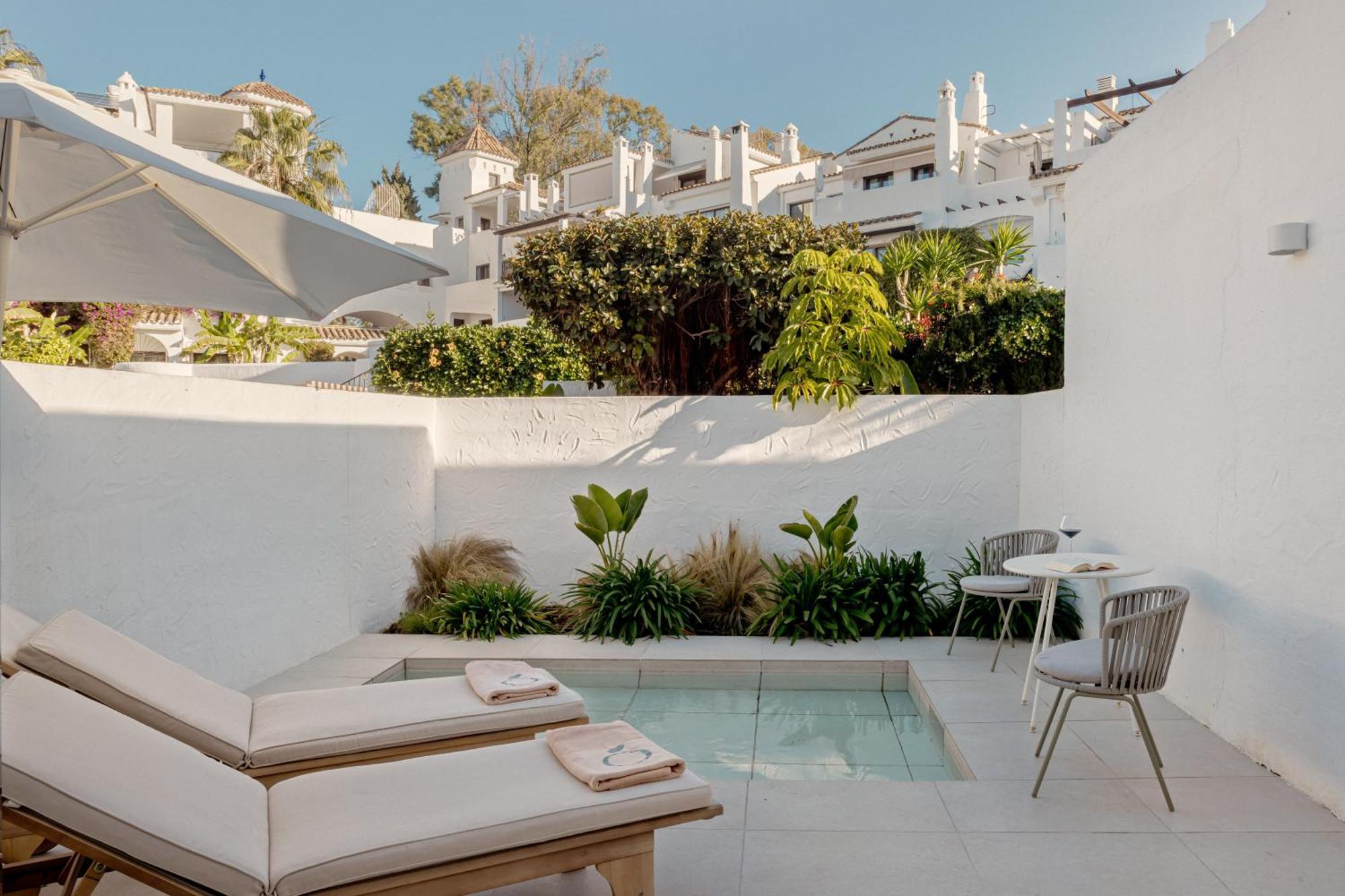 Anfitrion Villas & Suites Marbellac Extérieur photo